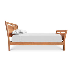 Vermont Furniture High Footboard Sleigh Bed