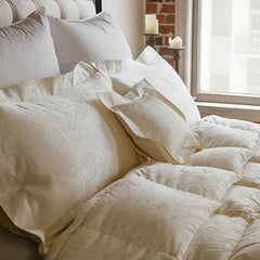 Cozy Down Opulence Medium Down Comforter