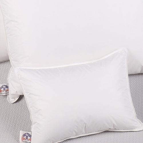 Cozy Down Deluxe Plush Down Bed Pillow