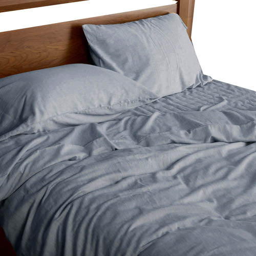 https://www.allergybuyersclub.com/cdn/shop/products/Melange-Duvet-Bed-Set-Silver_500.jpg?v=1681827102